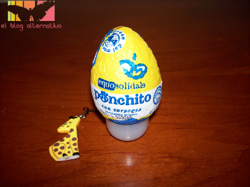 huevo de chocolate con sorpresa Ponchito